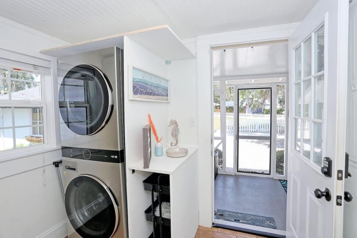 Adorable Near Marina & Tybee Savannah