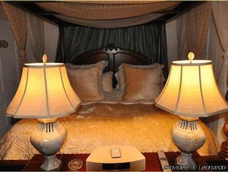 The Olde 4* Savannah