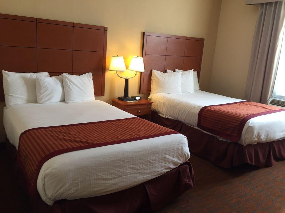Baymont By Wyndham Savannah/garden 3*