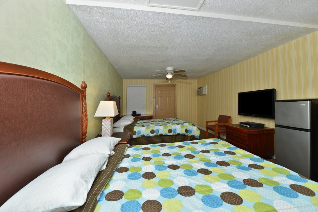 Savannah And Savannah Port Area Hotel