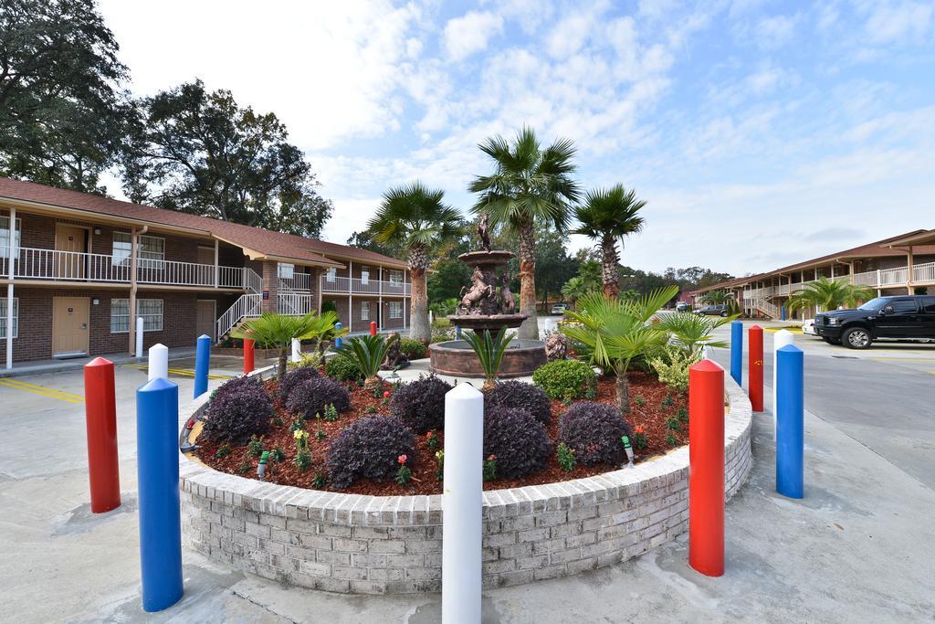 Hotel Savannah And Savannah Port Area 3*