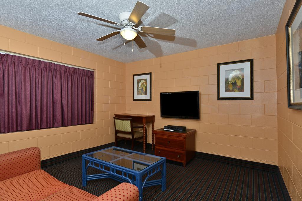 Savannah And Savannah Port Area Hotel 3*