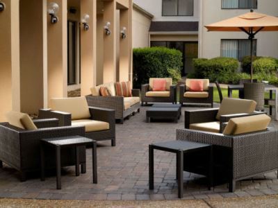 Courtyard By Marriott Midtown Hotel 3*