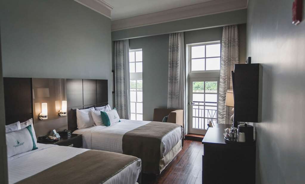 The Cotton Sail - Tapestry Collection By Hilton