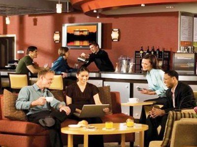 Hotel Doubletree By Hilton Airport