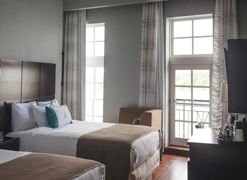 The Cotton Sail - Tapestry Collection By Hilton
