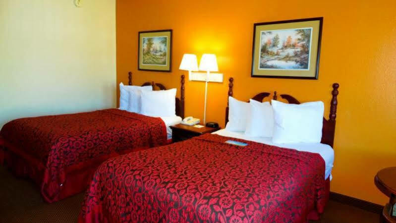 Days & By Wyndham Midtown Motel 2*