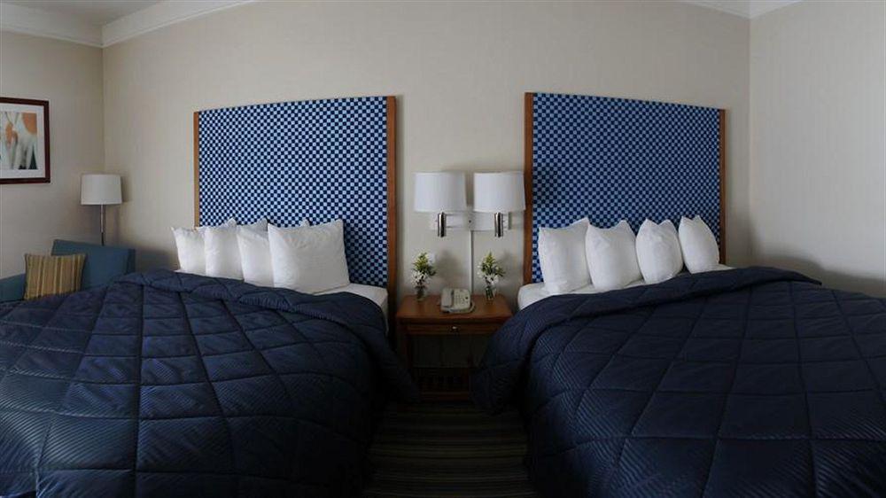Hotel Spark By Hilton Airport