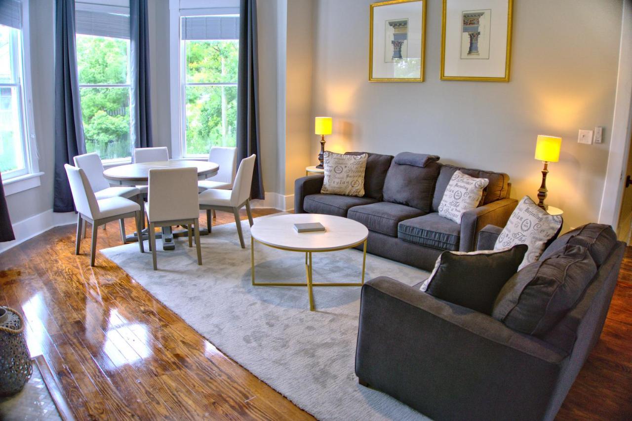 2 Bedroom Newly Renovated Townhome In Historic Apartment Savannah