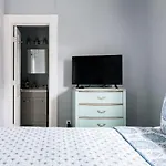Hostess Nest - Historic Savannah