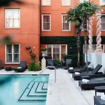 Mansion On Forsyth Park