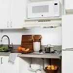 Intown Suites Extended Stay Savannah Ga