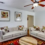 Modern Luxury Apartment 1 Mile From Forsyth Park