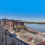 Riverview Terrace