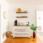 Rare Hidden Gem - Minutes From Downtown & Forsyth!