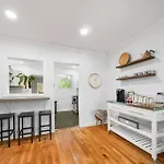 Rare Hidden Gem - Minutes From Downtown & Forsyth!