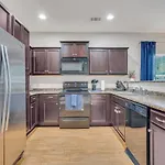 Luxury Group Retreat Family Oasis