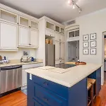 Charming Historic District Parlor Level Apartment