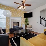 Tupelo Honey - 6 Bedroom Sleeps 16+