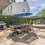 8Br Historic Hamilton House