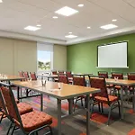 Home2 Suites By Hilton Savannah Airport