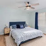 Vet Owned Savannah Retreat Pet Friendly