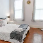 Charming Apartment In The Heart Of Savannah 2
