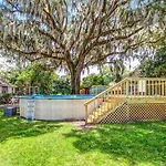 Apartment With Gazebo-Swanky Savannah Style