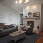 15 Mins To Tybee&Downtown Fenced Yard & Firepit