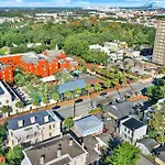 704 Abercorn