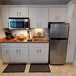 Suite Escape