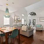 New Spacious Cottage Near Beach & City Dogs Welcome