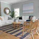 Large Home W Spa Midway To Savannah & Tybee Island! Dog Friendly Venue