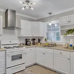 Southern Enchantment At Wilmington Island - Cozy Savannah Haven