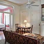 Printmaker\'S Inn