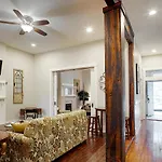 Newly Renovated Historic Savannah Townhome!