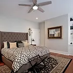 Newly Renovated 4 Bed 3 Bath And 2 Parking Spots