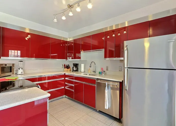 Pickett\'S Place