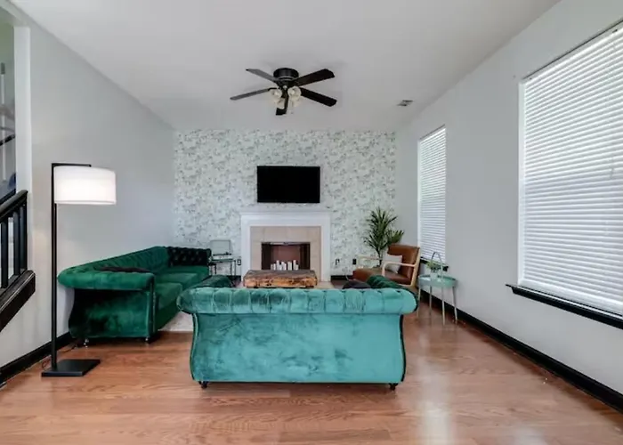 Tupelo Two Story - Near Savannah, I95, And Airport