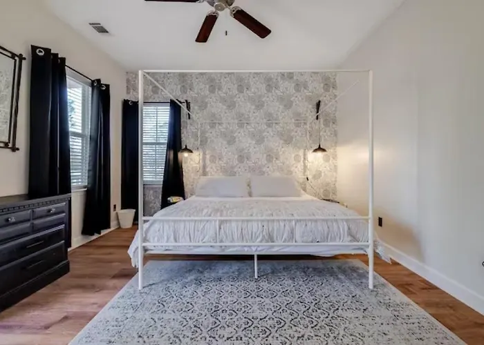 Honey, I\'M Home Near Savannah - Seen On Hgtv