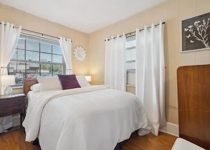 2Br Affordable Walkable Duplex Near Forsyth Park Free Parking