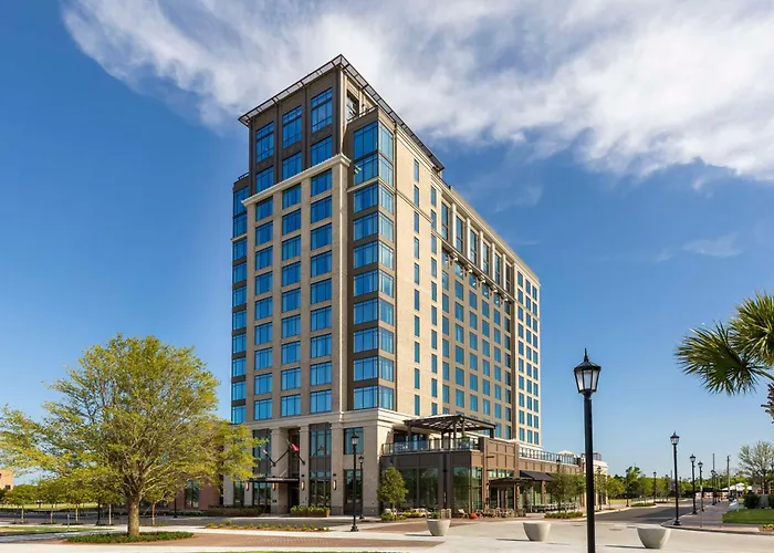 Thompson Savannah, By Hyatt