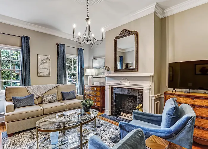 Savannah Charm