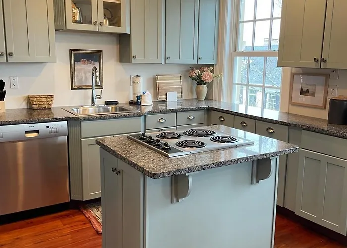 Historic Savannah Getaway