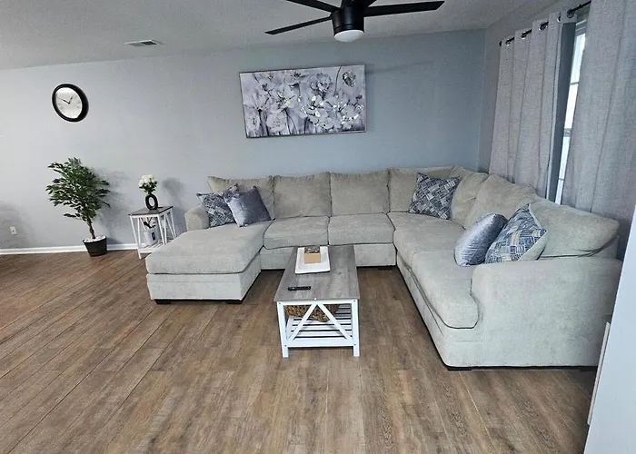 Relaxing Home In Savannah