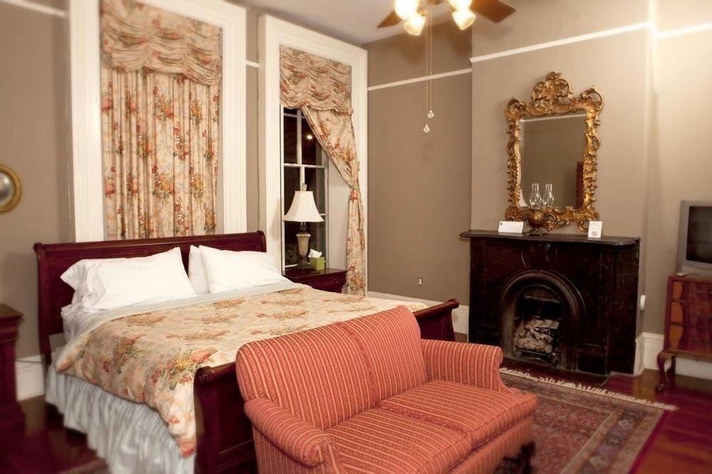 Dresser Palmer House Savannah