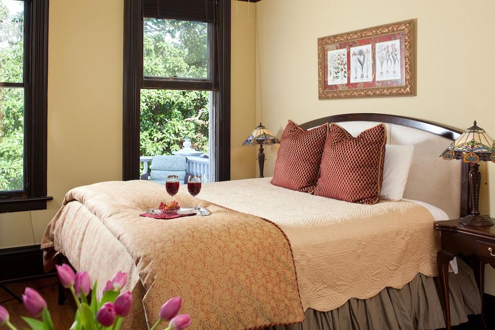 Bed & Breakfast Azalea And