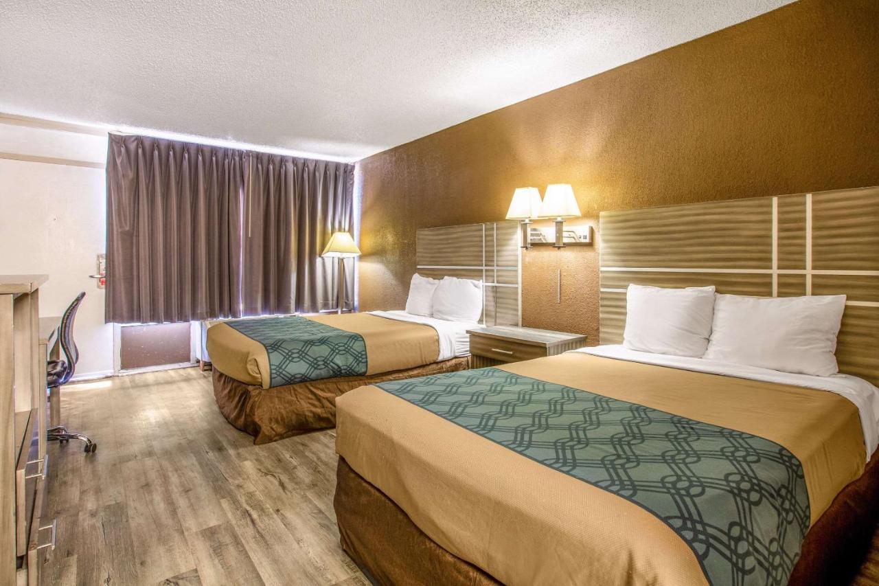Econo Choice I-95 Gateway Hotel 3*