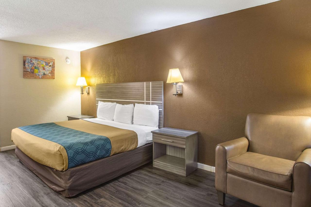 Econo Choice I-95 Gateway Hotel Savannah