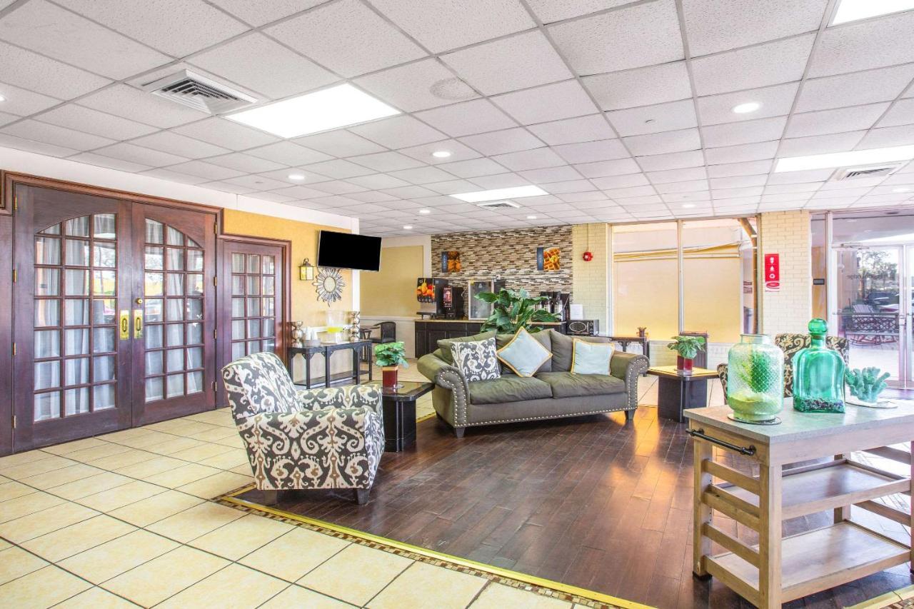 Econo Choice I-95 Gateway Hotel